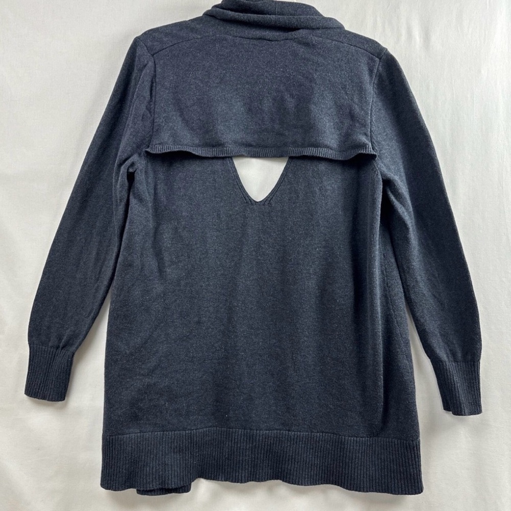 CAbi Cabi Women's Med.  Cardigan Sweater Blue Open Front Vented Back Victoria